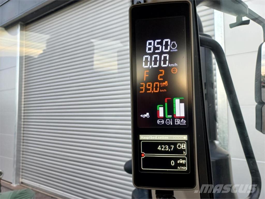 John Deere 6120M トラクター