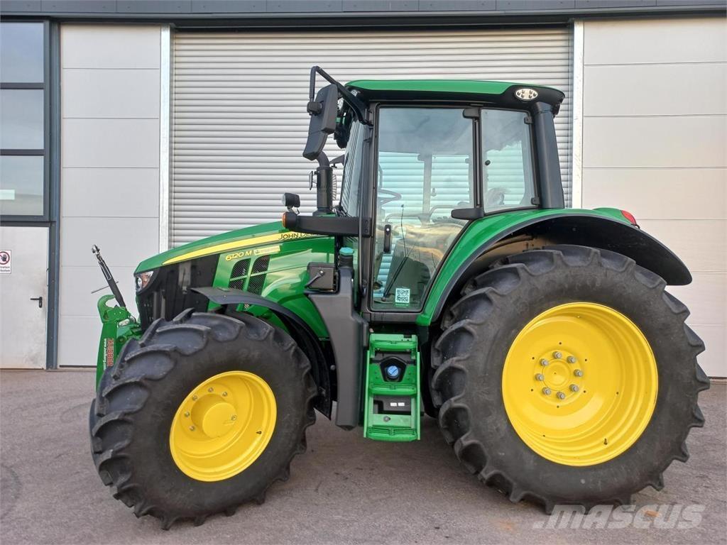 John Deere 6120M トラクター