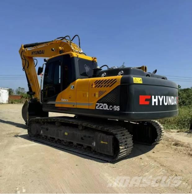 Hyundai R220LC-9S 大型油圧ショベル12t以上（パワーショベル・ユンボ）