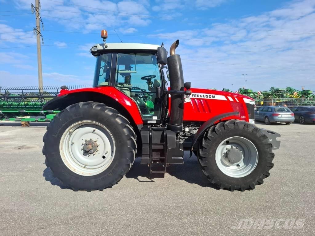 Massey Ferguson 7720 トラクター