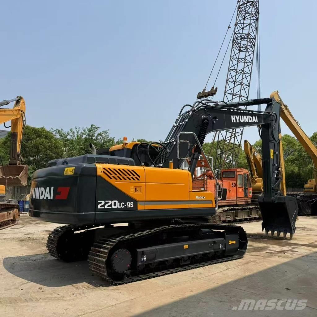 Hyundai R220LC-9S 中型油圧ショベル 7ｔ-12ｔ（ユンボ・パワーショベル・バックホー）