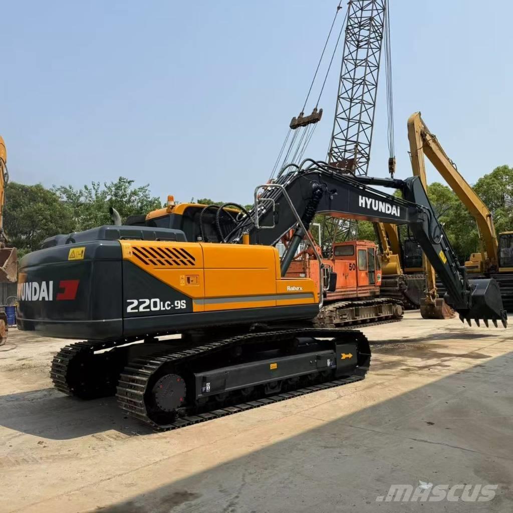 Hyundai R220LC-9S 中型油圧ショベル 7ｔ-12ｔ（ユンボ・パワーショベル・バックホー）