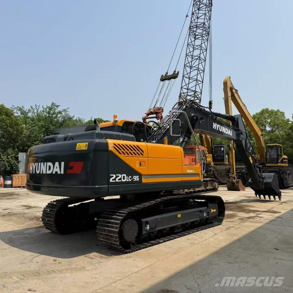 Hyundai R220LC-9S 中型油圧ショベル 7ｔ-12ｔ（ユンボ・パワーショベル・バックホー）