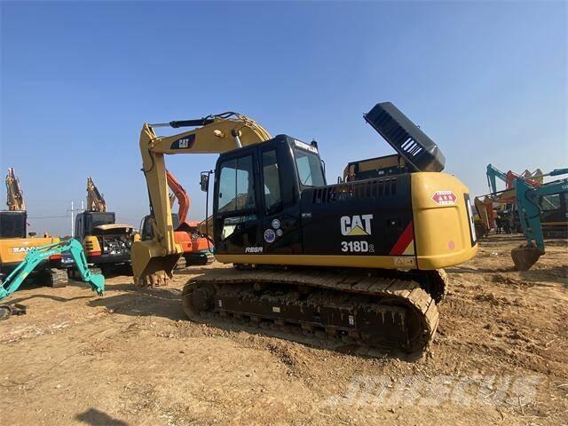 CAT 318D2 大型油圧ショベル12t以上（パワーショベル・ユンボ）