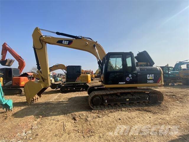 CAT 318D2 大型油圧ショベル12t以上（パワーショベル・ユンボ）