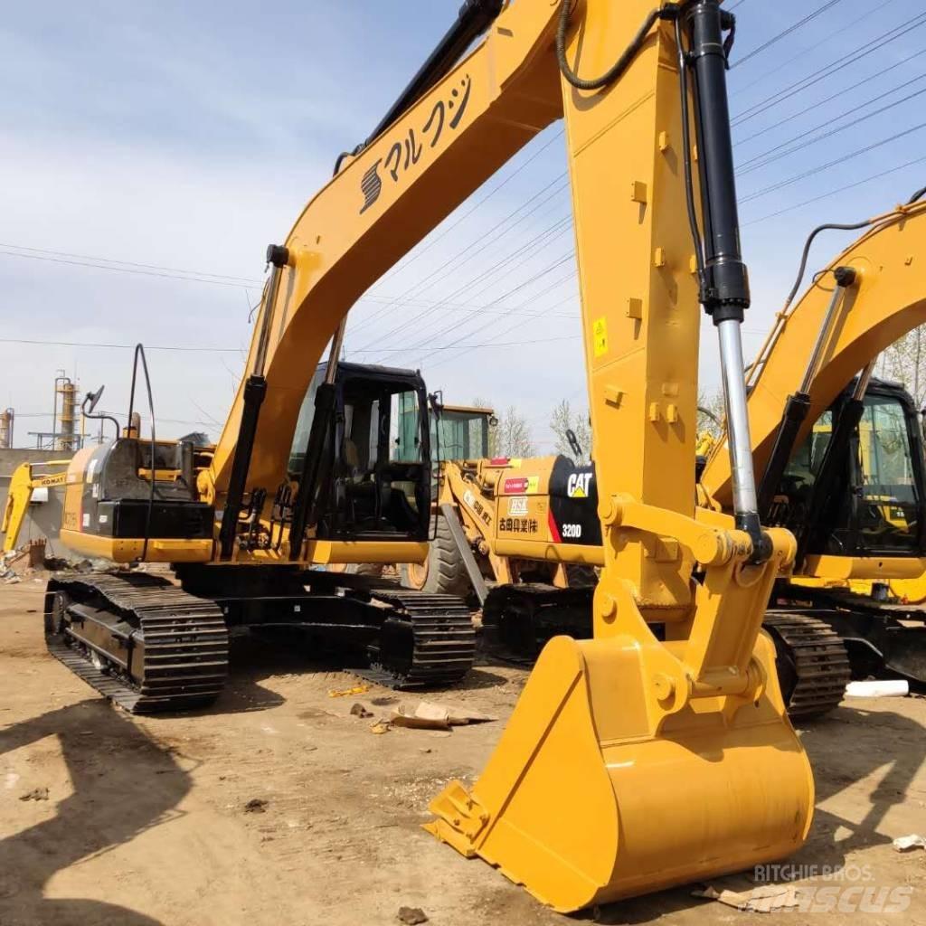 CAT 320D 大型油圧ショベル12t以上（パワーショベル・ユンボ）