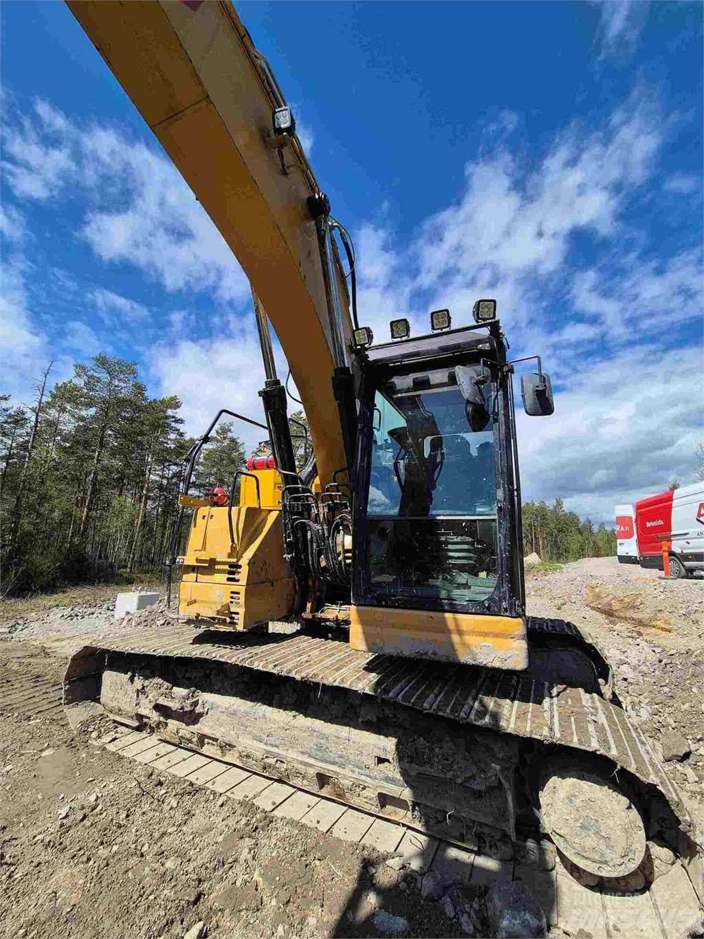 CAT 325FLCR 大型油圧ショベル12t以上（パワーショベル・ユンボ）