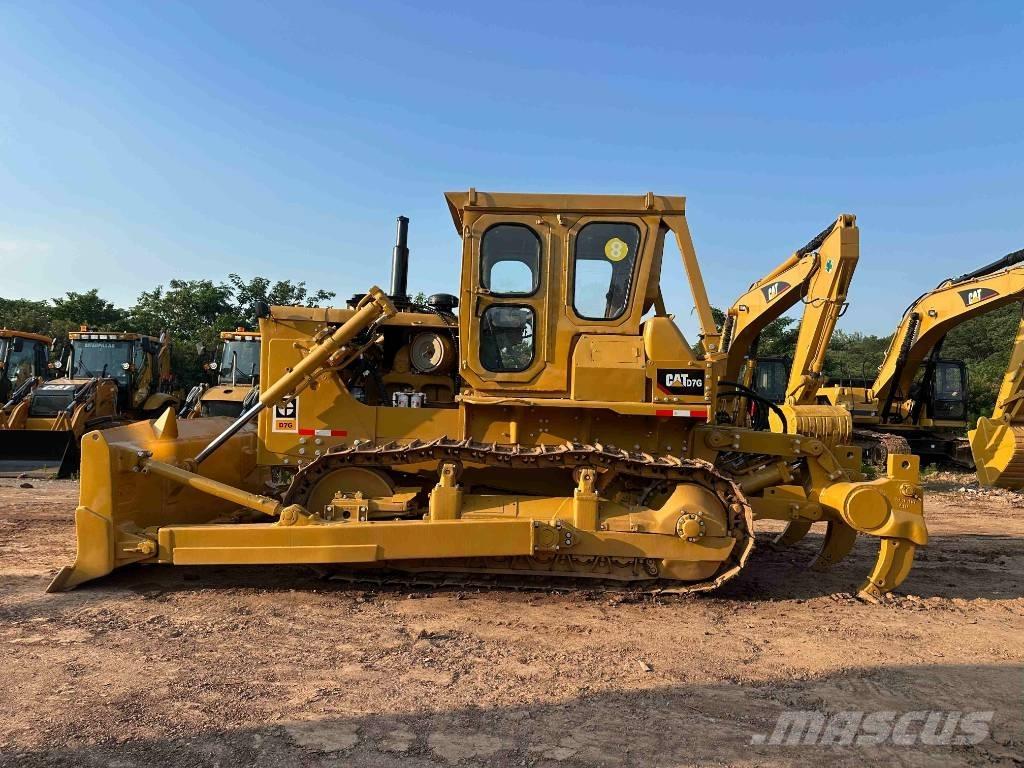 CAT D7G ブルドーザー