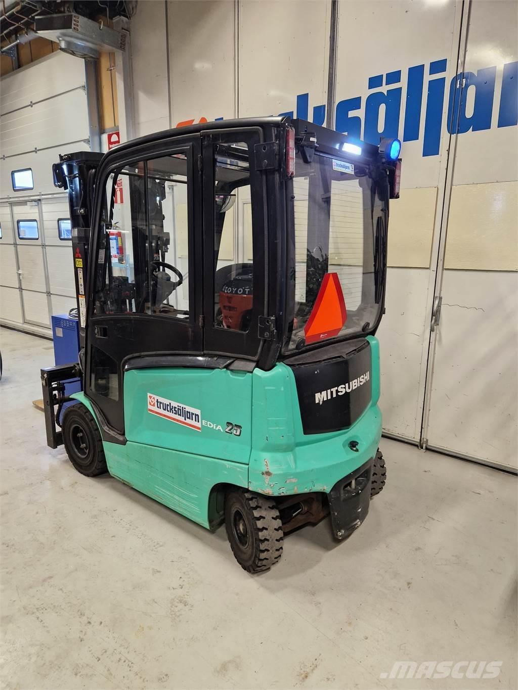 Mitsubishi FB25CN バッテリーフォークリフト