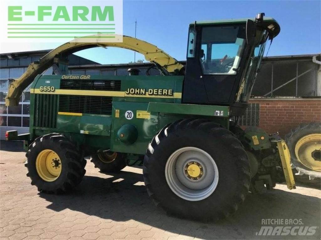 John Deere 6650 自走式フォレージハーベスター