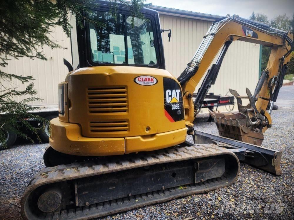 CAT 305 E CR ミニ油圧ショベル 7t以下（ミニユンボ・ミニディガー）