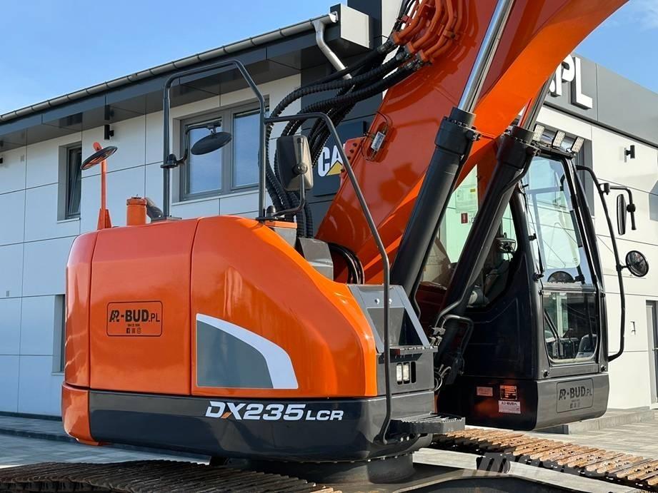 Doosan DX 235 LCR 大型油圧ショベル12t以上（パワーショベル・ユンボ）