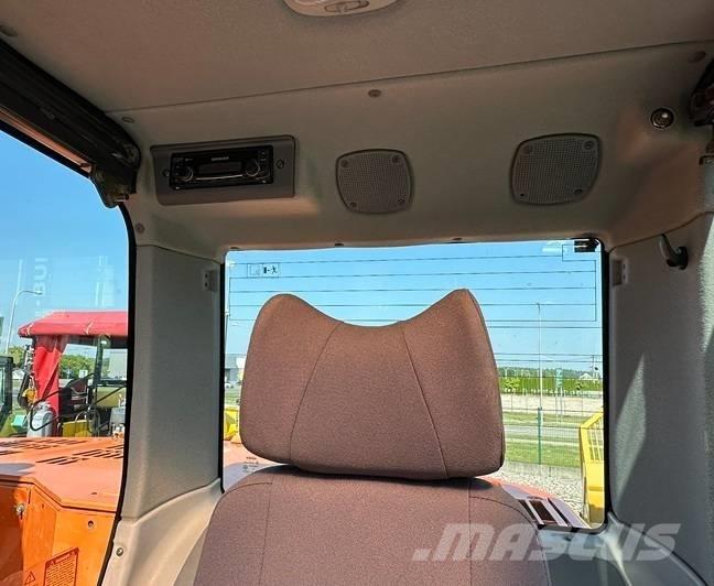 Doosan DX 235 LCR 大型油圧ショベル12t以上（パワーショベル・ユンボ）