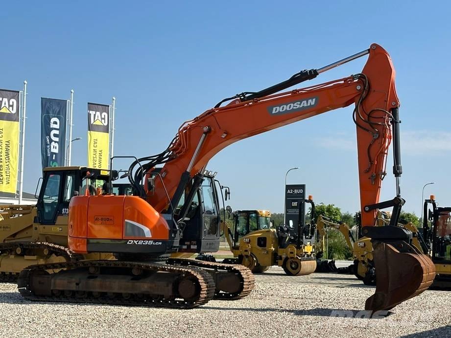 Doosan DX 235 LCR 大型油圧ショベル12t以上（パワーショベル・ユンボ）