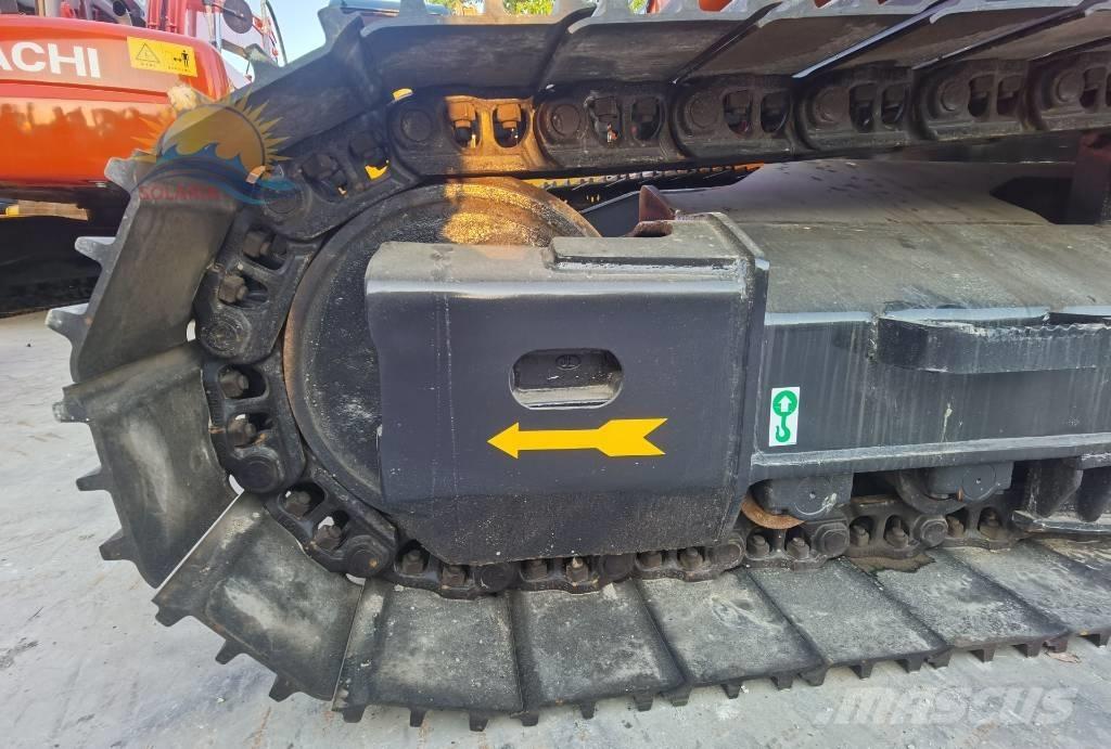 Doosan DX 225 LC 大型油圧ショベル12t以上（パワーショベル・ユンボ）