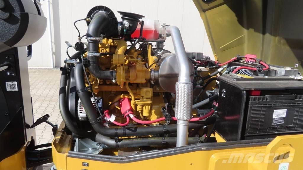 CAT CC4.0 コンバインドローラ