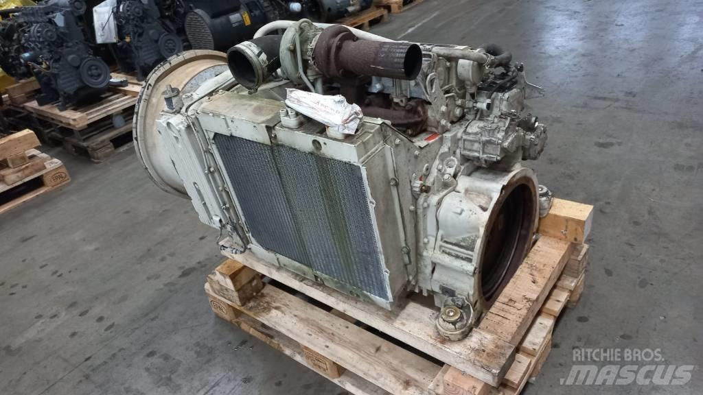 Deutz BF4M1013 エンジン