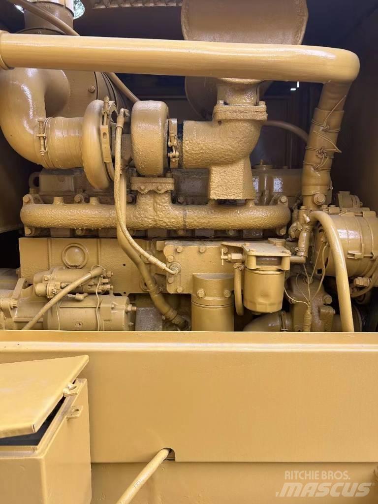 CAT 140 モーターグレーダー
