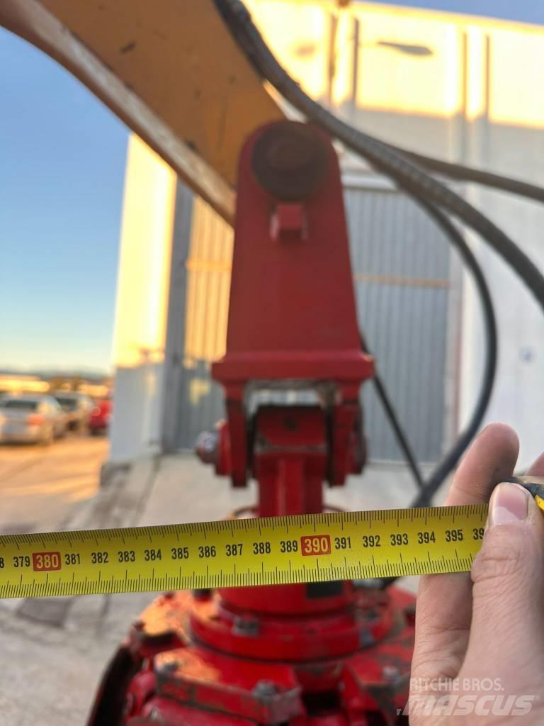 Liebherr LH 22 M 廃棄物／工業産廃処理機