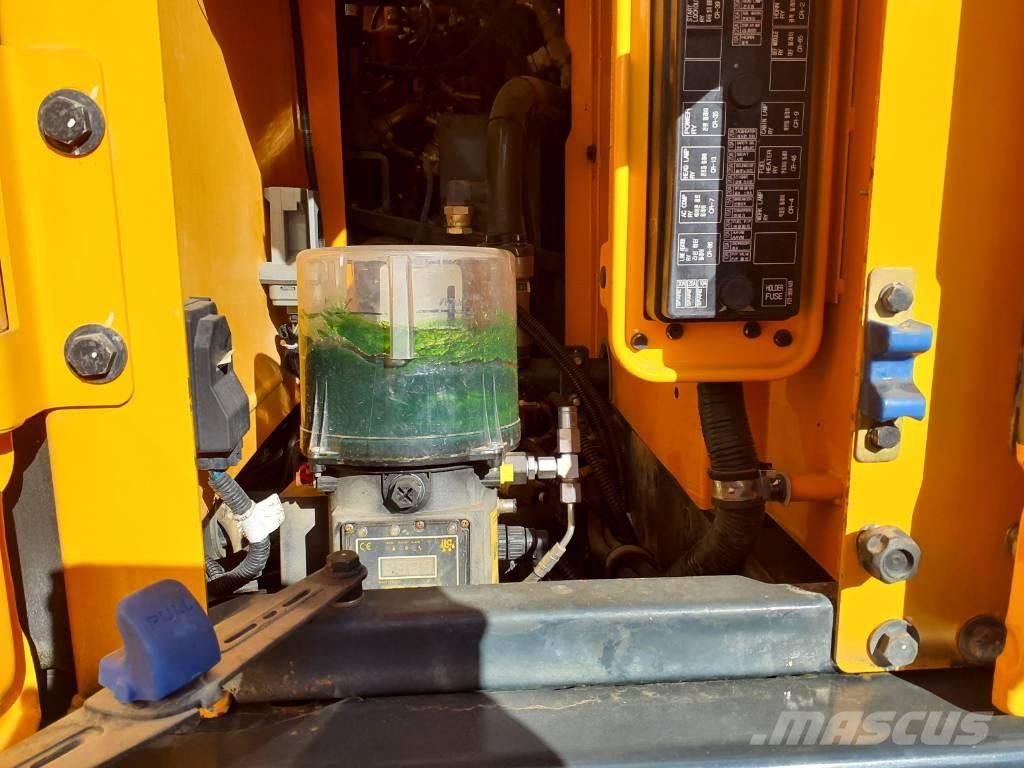 Hyundai HX260NL 大型油圧ショベル12t以上（パワーショベル・ユンボ）