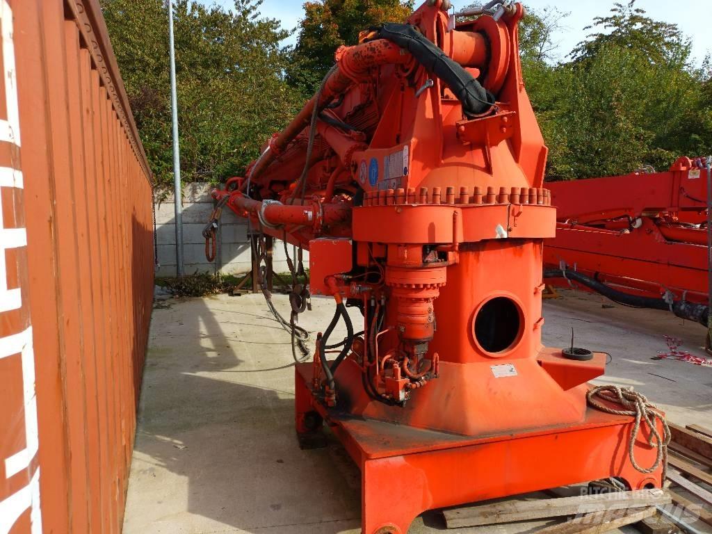 Putzmeister MX 38-4 コンクリート打設ブーム