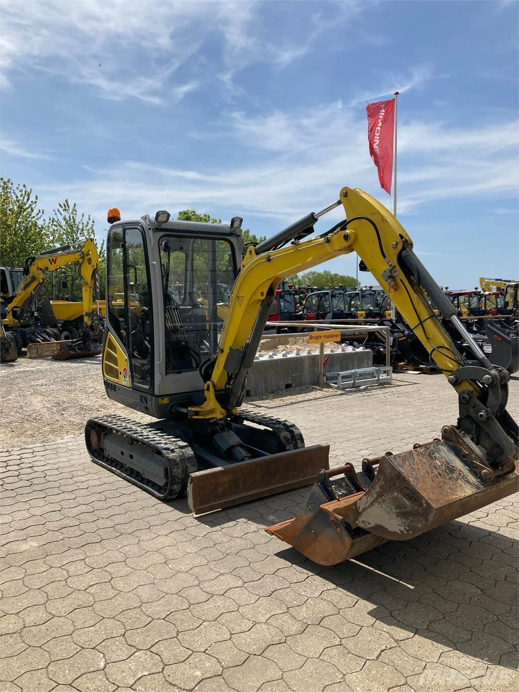 Wacker Neuson ET24 ミニ油圧ショベル 7t以下（ミニユンボ・ミニディガー）