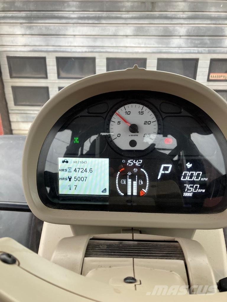 Massey Ferguson 7726 トラクター