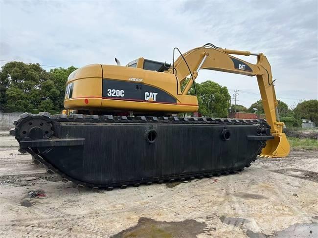 CAT 320 C 水陸両用油圧ショベル、ユンボ