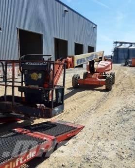 JLG E 600 JP ブームリフト　屈伸型