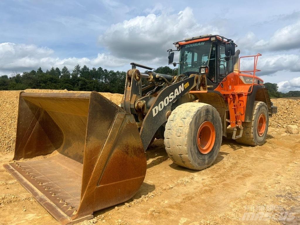 Doosan DL 450-5 ホイールローダー・タイヤショベル