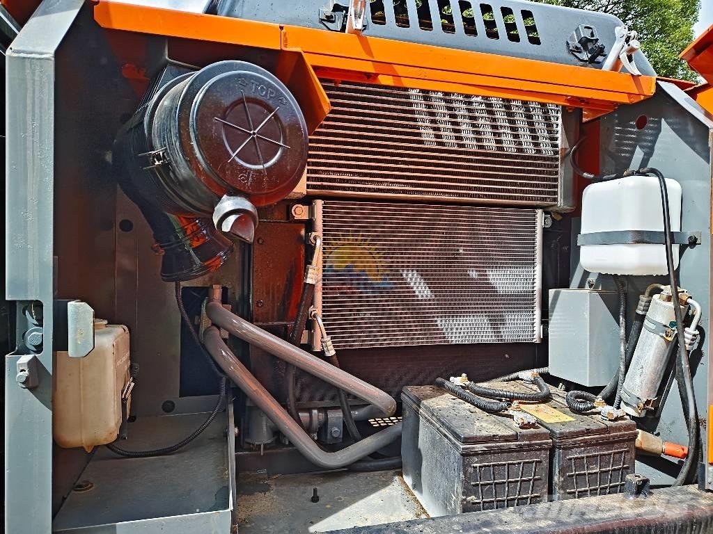 Hitachi ZX 130 大型油圧ショベル12t以上（パワーショベル・ユンボ）