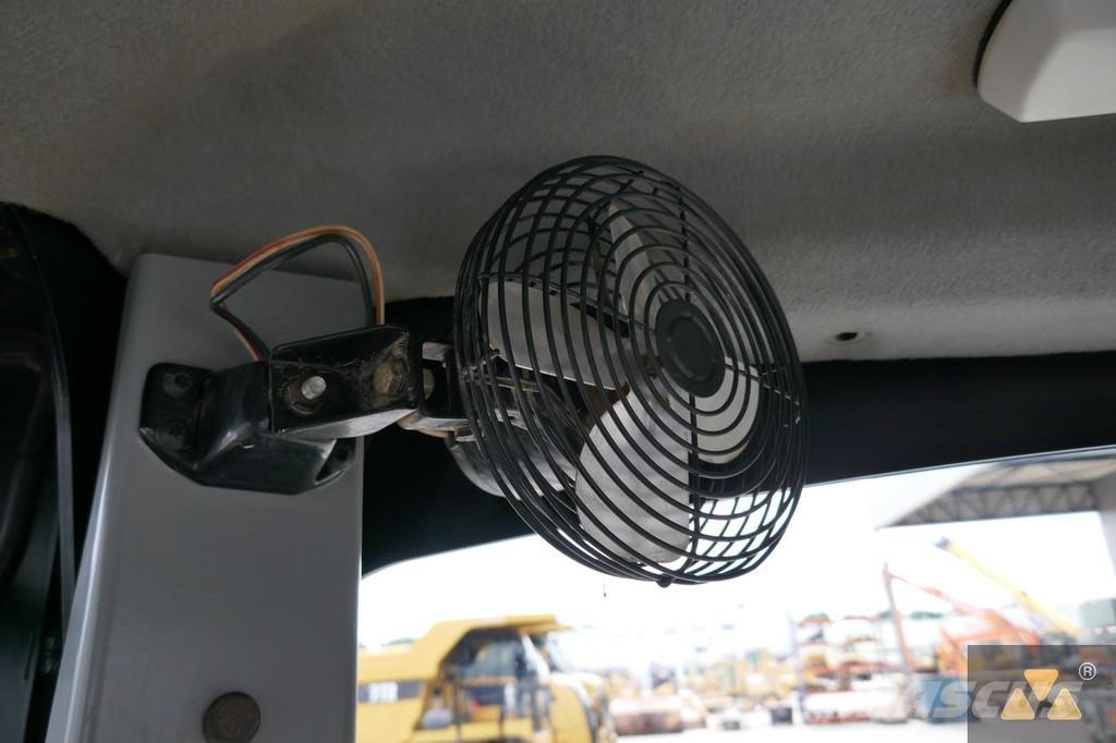 CAT 160M3 モーターグレーダー