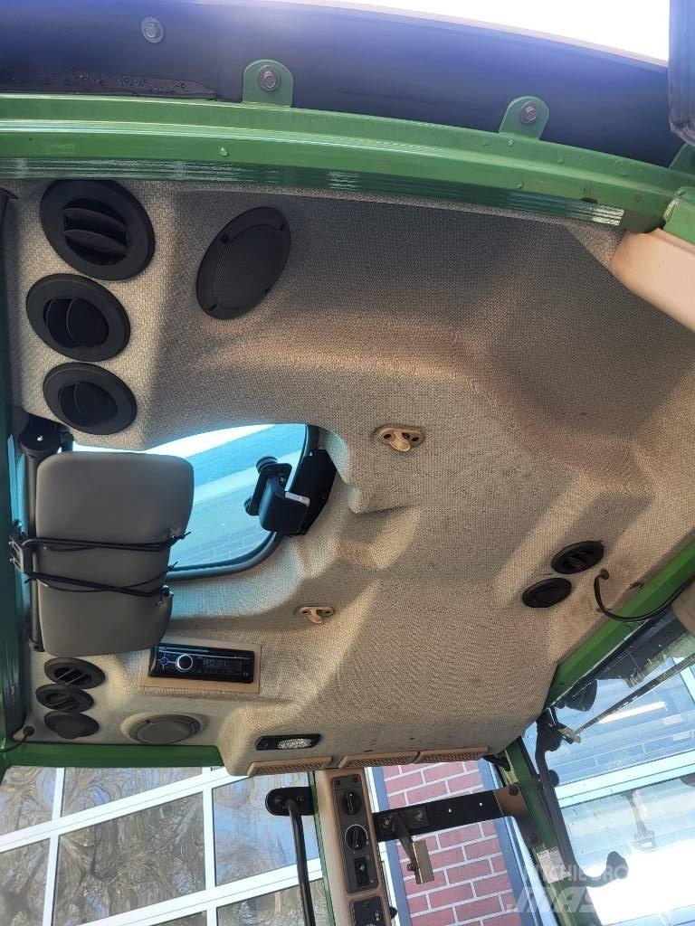 Fendt 211 Vario TMS トラクター