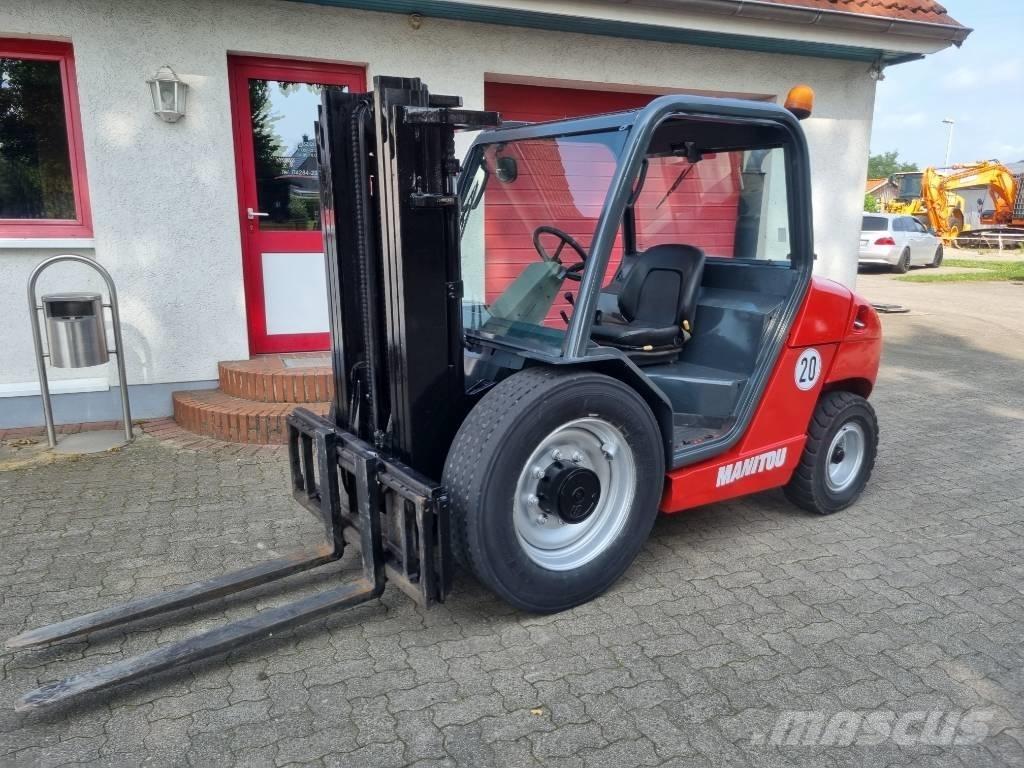 Manitou MSI 25 T ラフターテレントラック