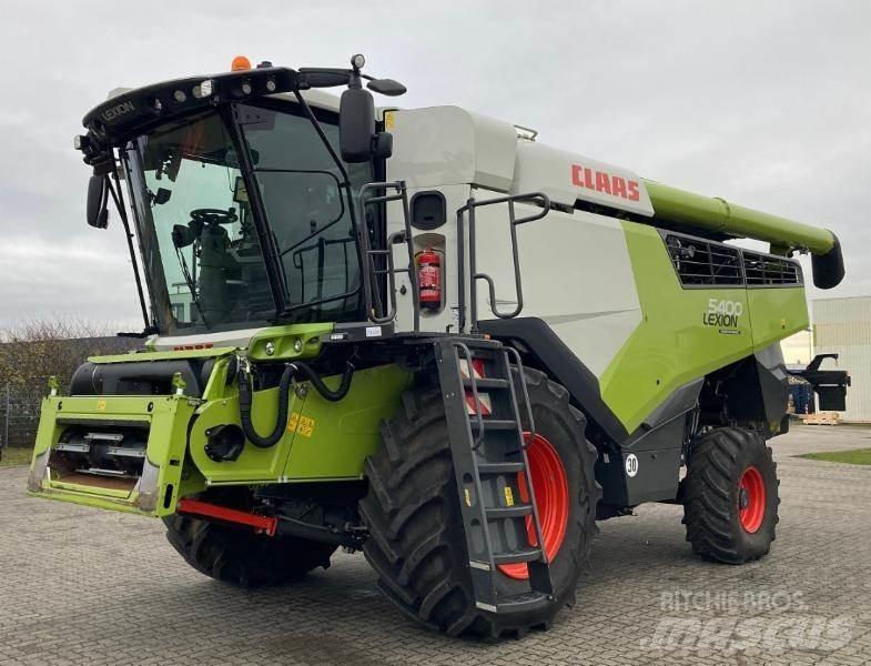 CLAAS LEXION 5400 コンバイン