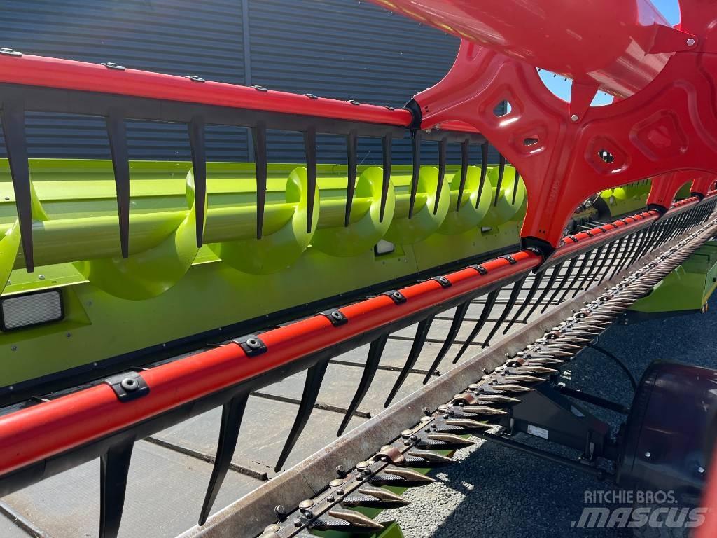 CLAAS Lexion 8800TT コンバイン