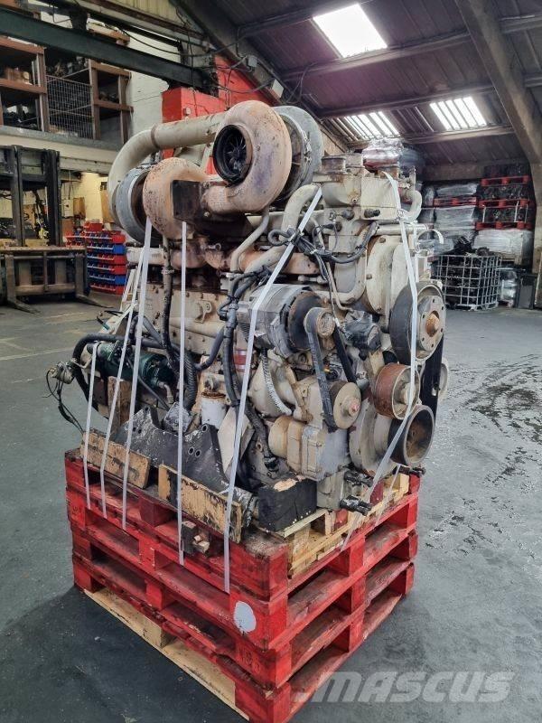 Cummins KTTA19-C エンジン