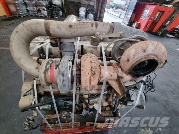 Cummins KTTA19-C エンジン