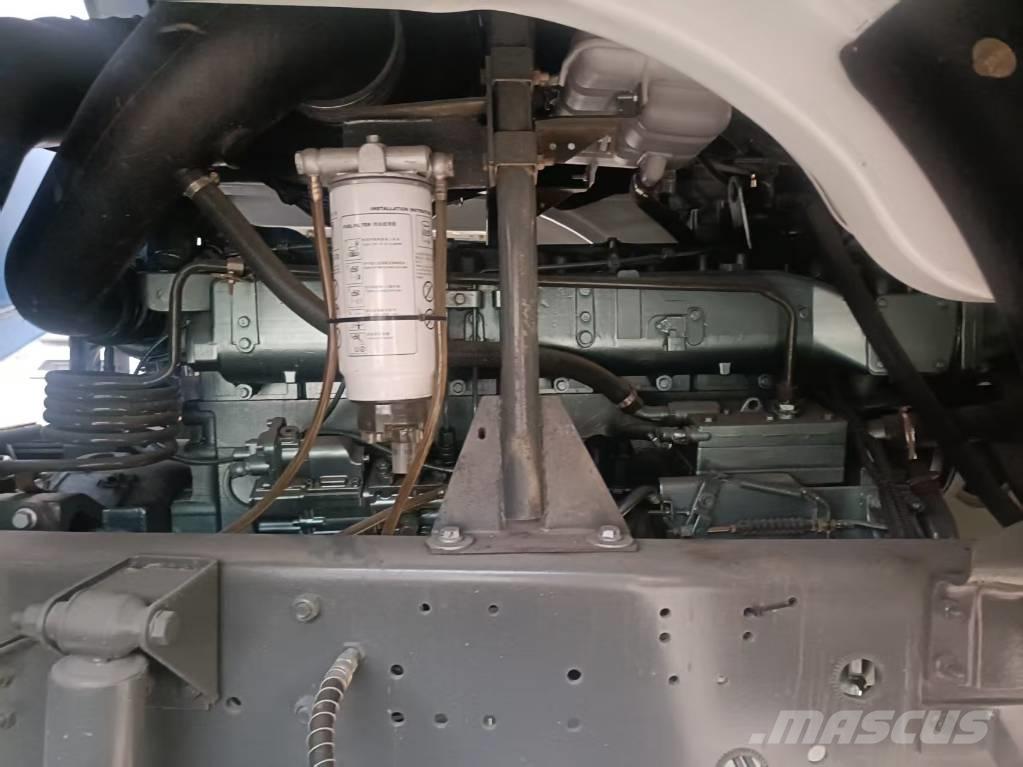 Howo 371 6x4 タンカートラック