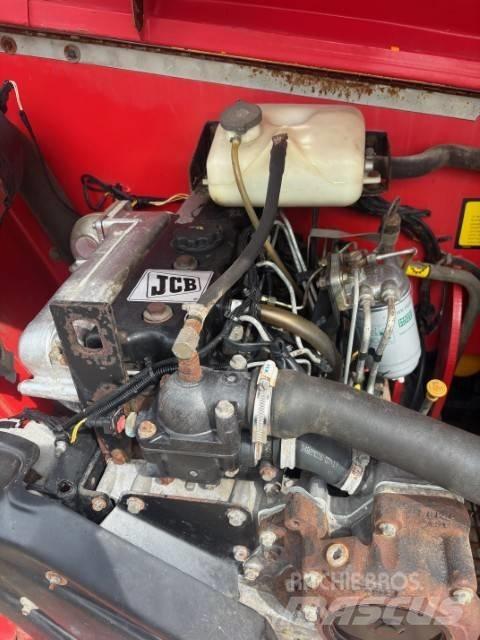 JCB 537-135 テレスコーピックハンドラー