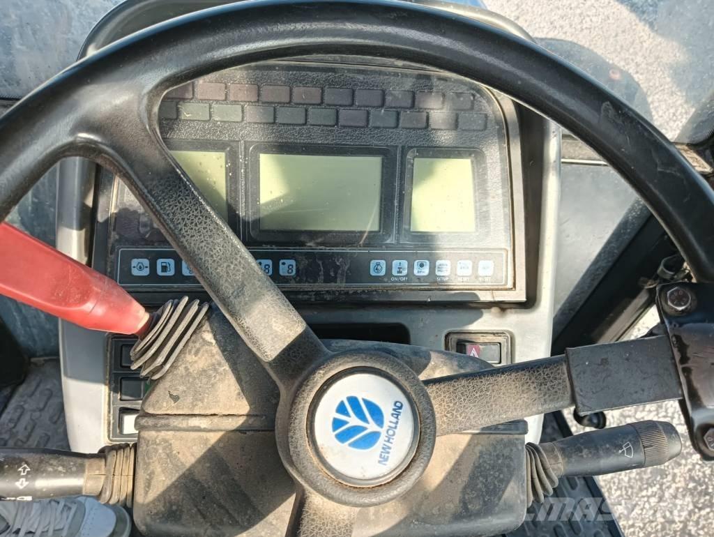 New Holland TS 100 トラクター