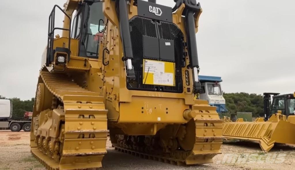 CAT D 10 ブルドーザー
