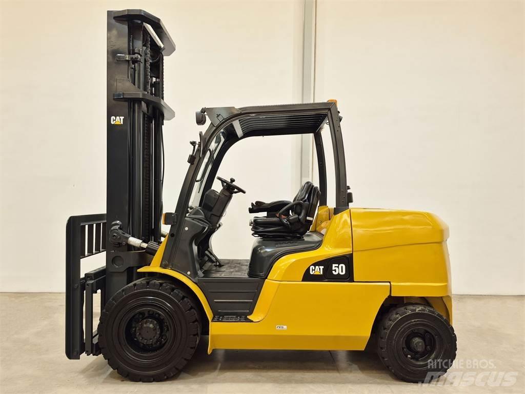 CAT DP50NB ディーゼル・軽油