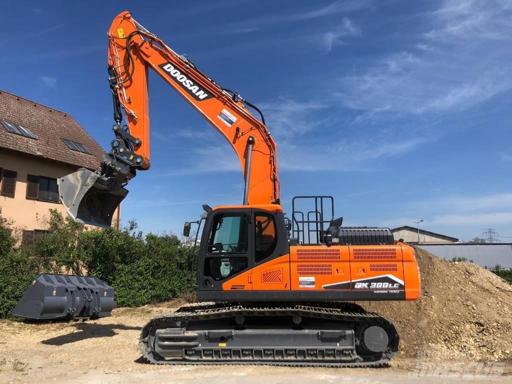 Doosan DX 300 LC-7 大型油圧ショベル12t以上（パワーショベル・ユンボ）