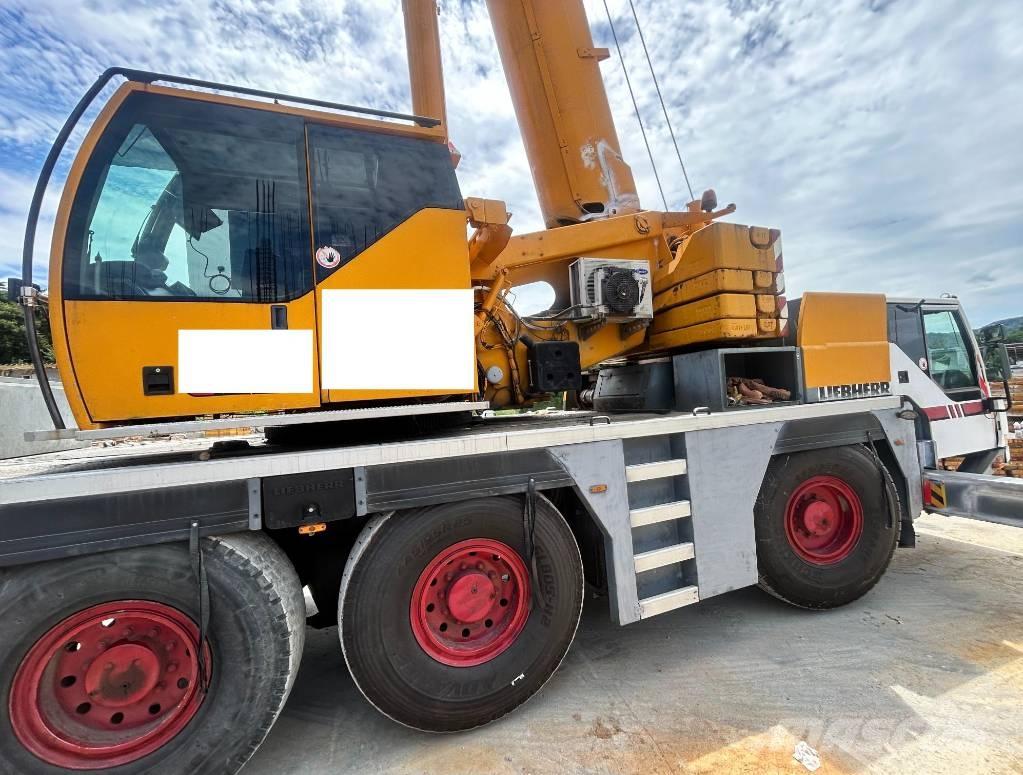 Liebherr LTM 1055 オールテレーンクレーン