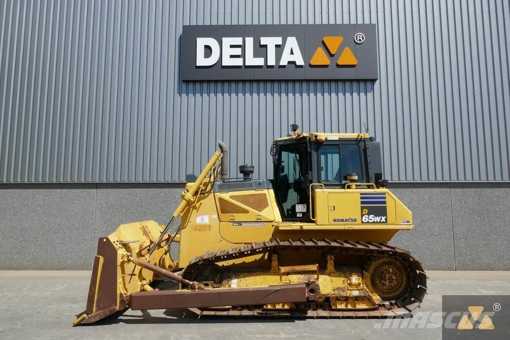 Komatsu D65WX-17 ブルドーザー
