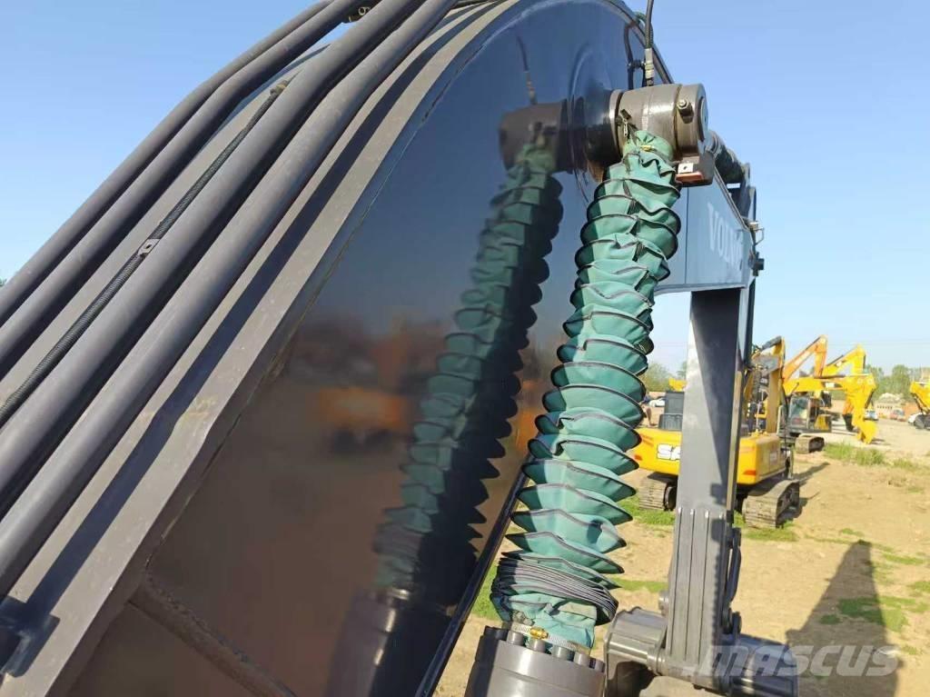 Volvo EC 250 D L 大型油圧ショベル12t以上（パワーショベル・ユンボ）