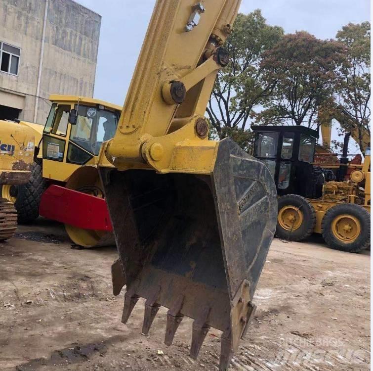 Komatsu pc220-8 大型油圧ショベル12t以上（パワーショベル・ユンボ）