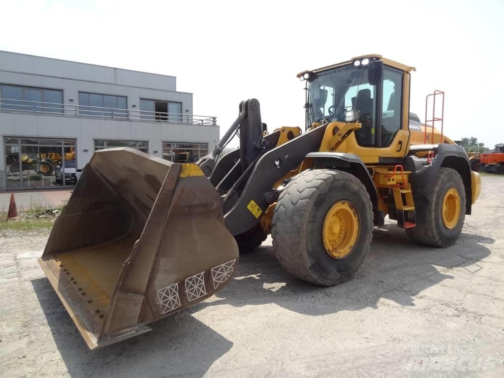 Volvo L 120 H ホイールローダー・タイヤショベル