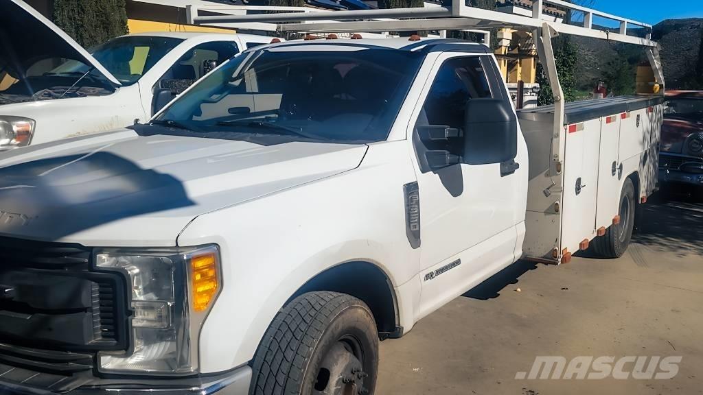 Ford F 350 XL ピックアップ／ドロップサイド